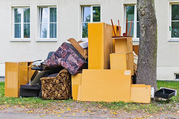 Best Mattress Removal Service  in East Alton, IL